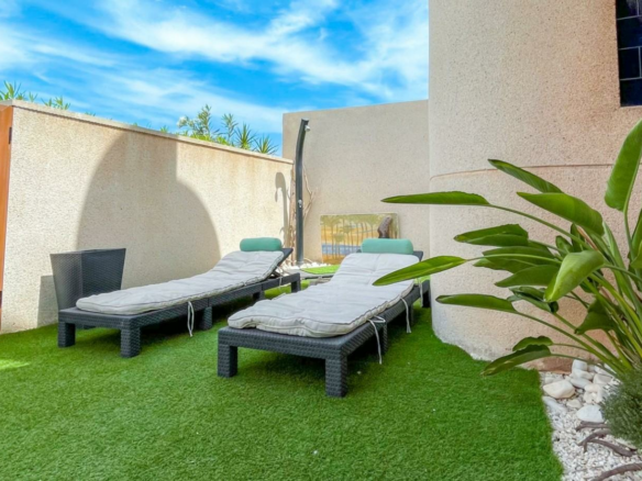 2-bedroom Terraced House In Torrevieja, Spain (54 M²)
