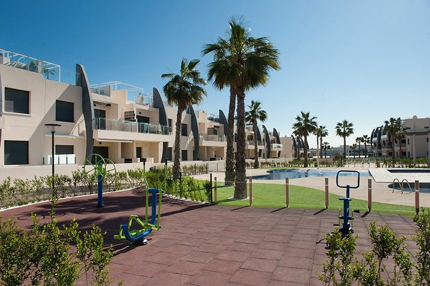2-bedroom Apartment In Pilar De La Horadada, Spain (70 M²)