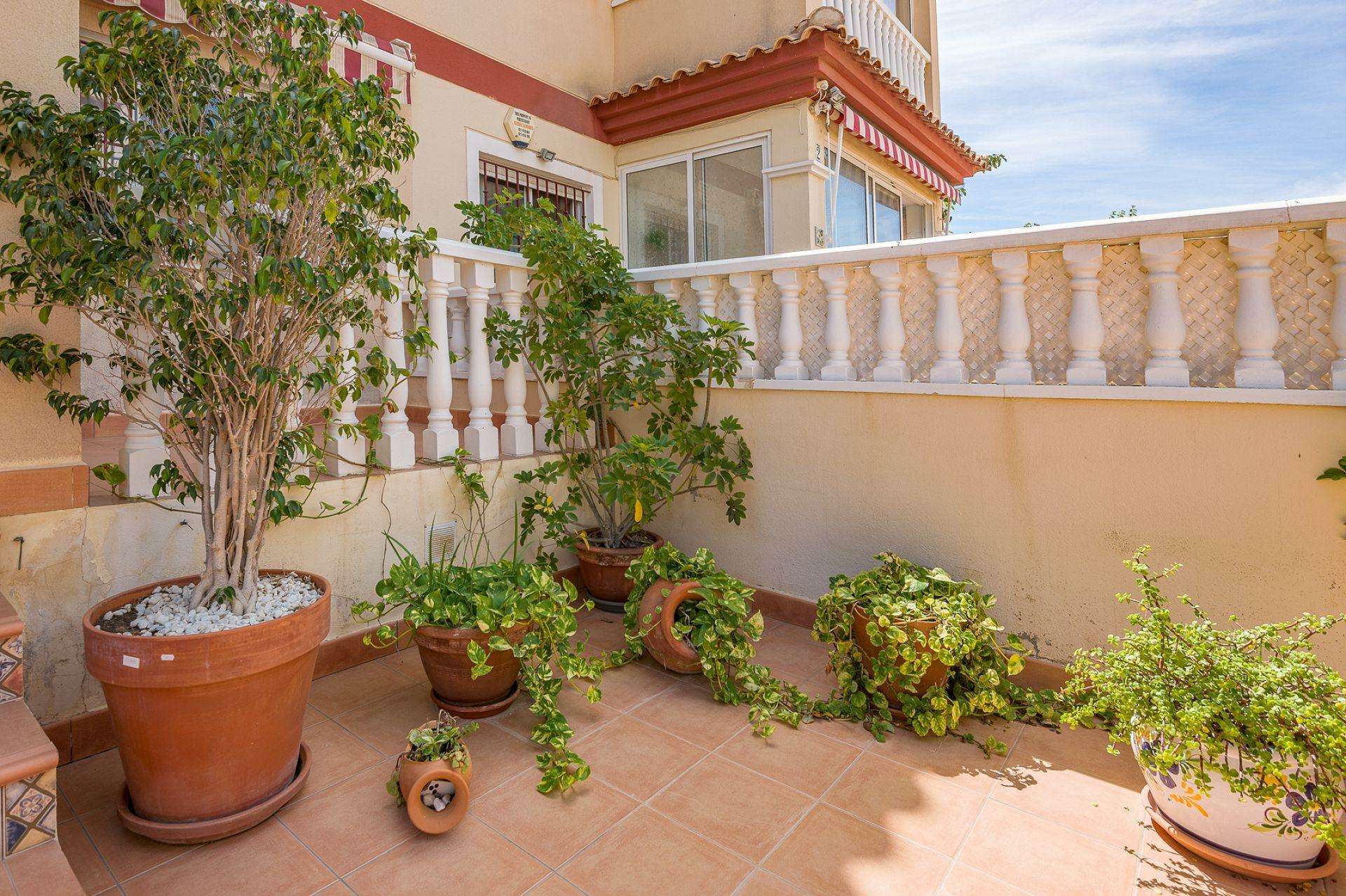 2-bedroom Bungalow In San Pedro Del Pinatar, Spain (63 M²)