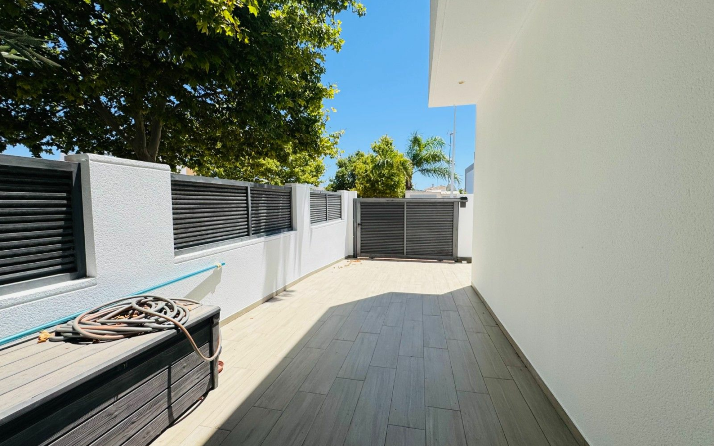 3-bedroom Villa In San Pedro Del Pinatar, Spain (154 M²)