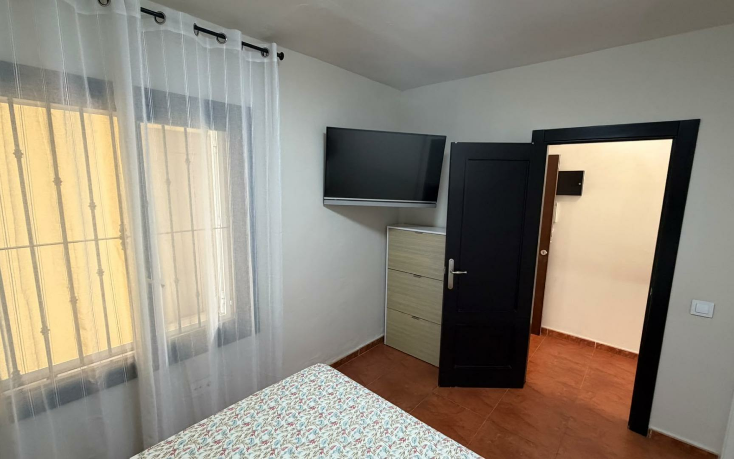 1-bedroom Apartment In Torrevieja, Spain (63 M²)