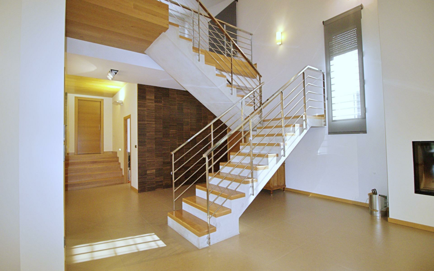 4-bedroom Villa In Peña Las Aguilas, Spain (500 M²)