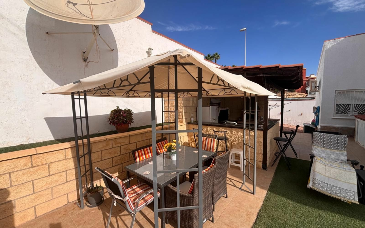 2-bedroom Villa In Rojales, Spain (84 M²)
