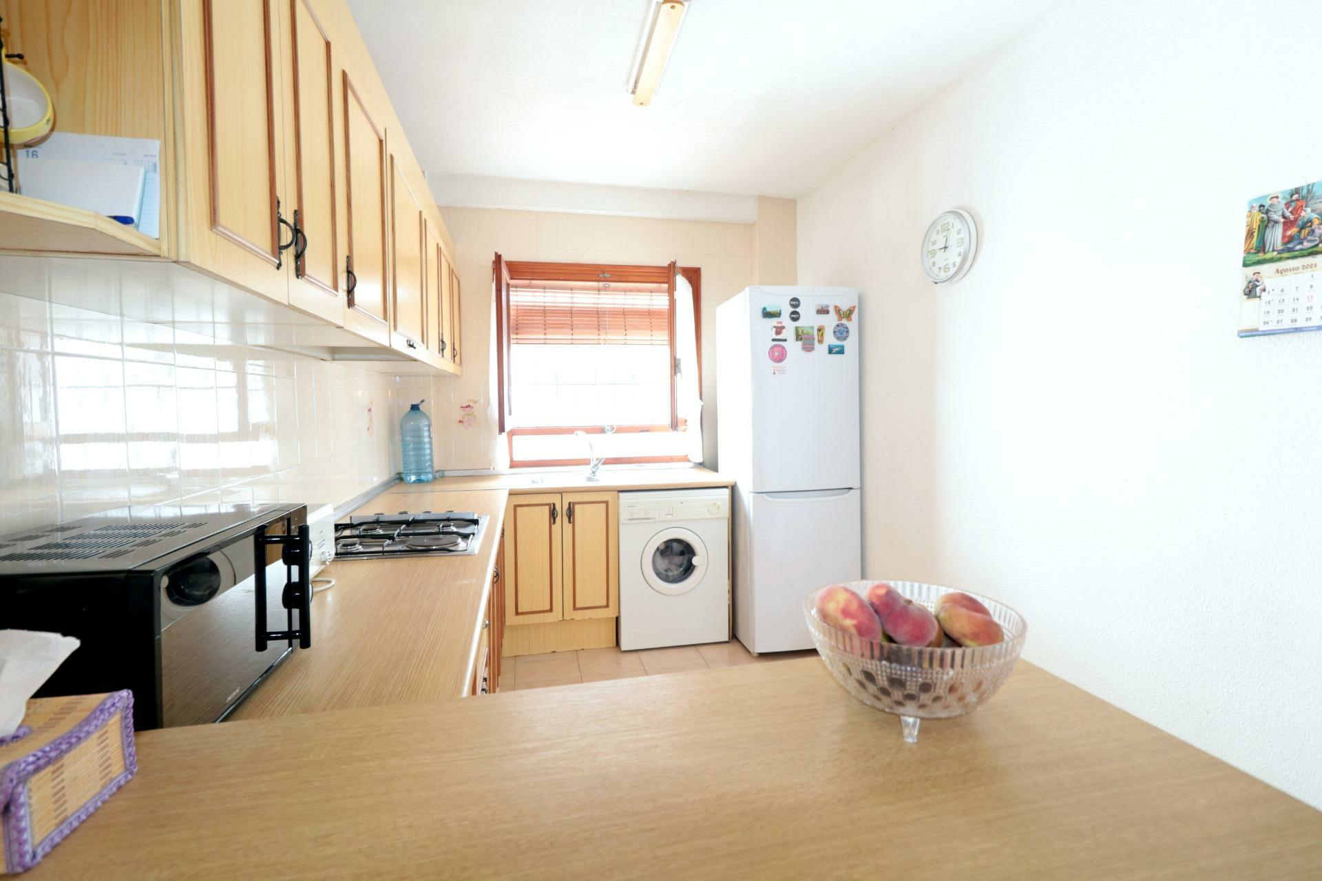 3-bedroom Bungalow In Torrevieja, Spain (80 M²)