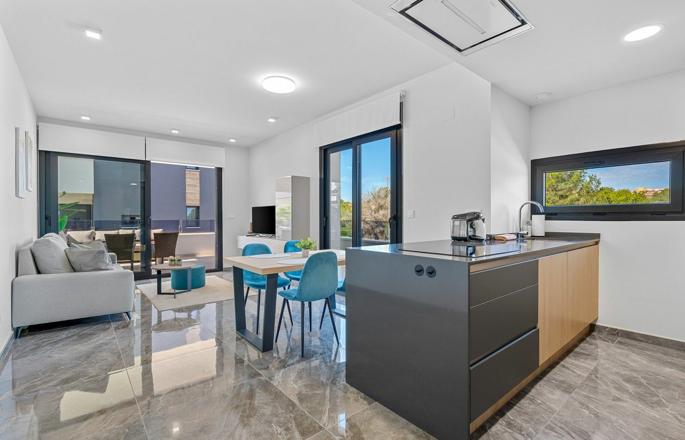 2-bedroom Apartment In Orihuela Costa, Spain (80 M²)