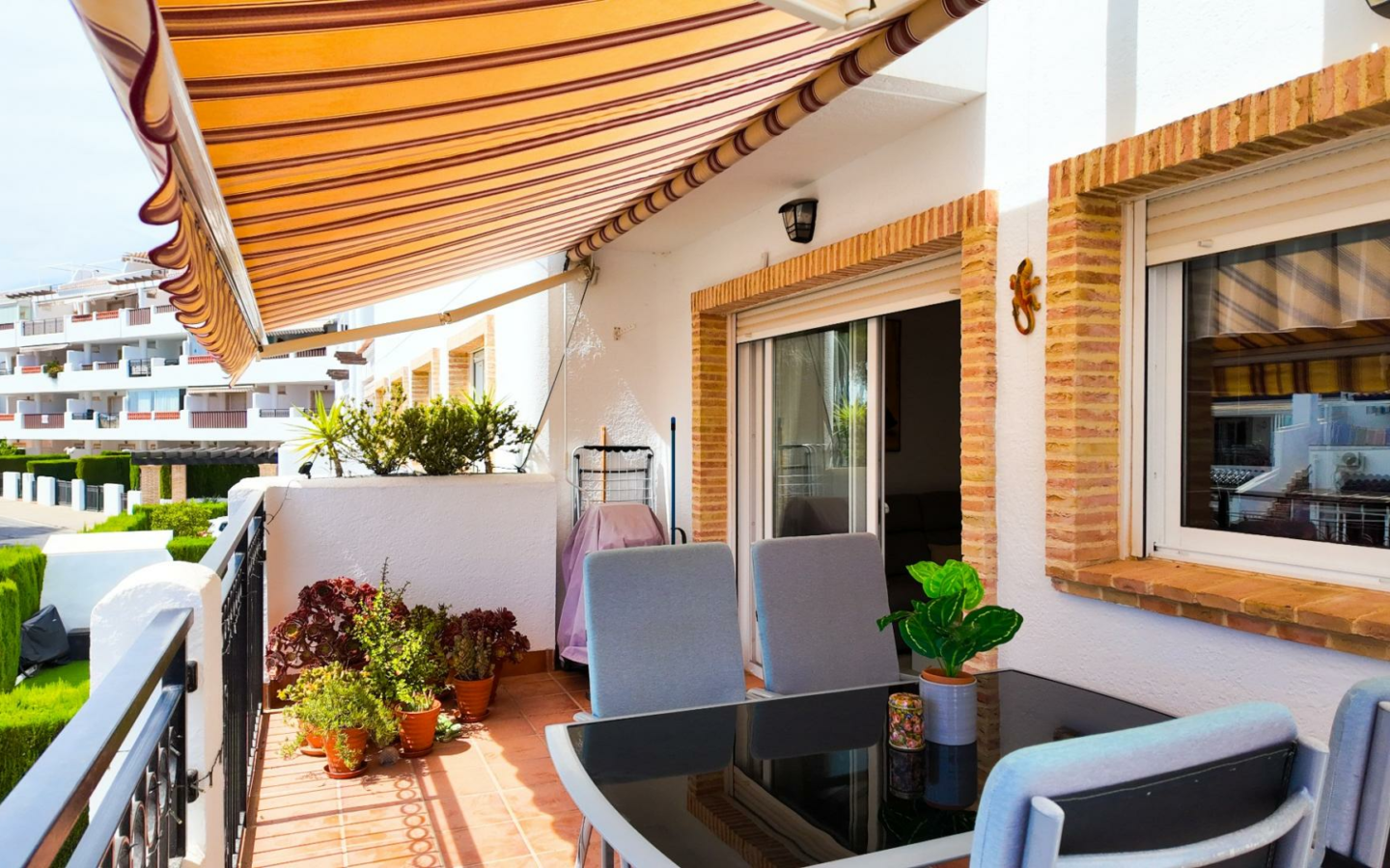 2-bedroom Apartment In Orihuela Costa, Spain (122 M²)