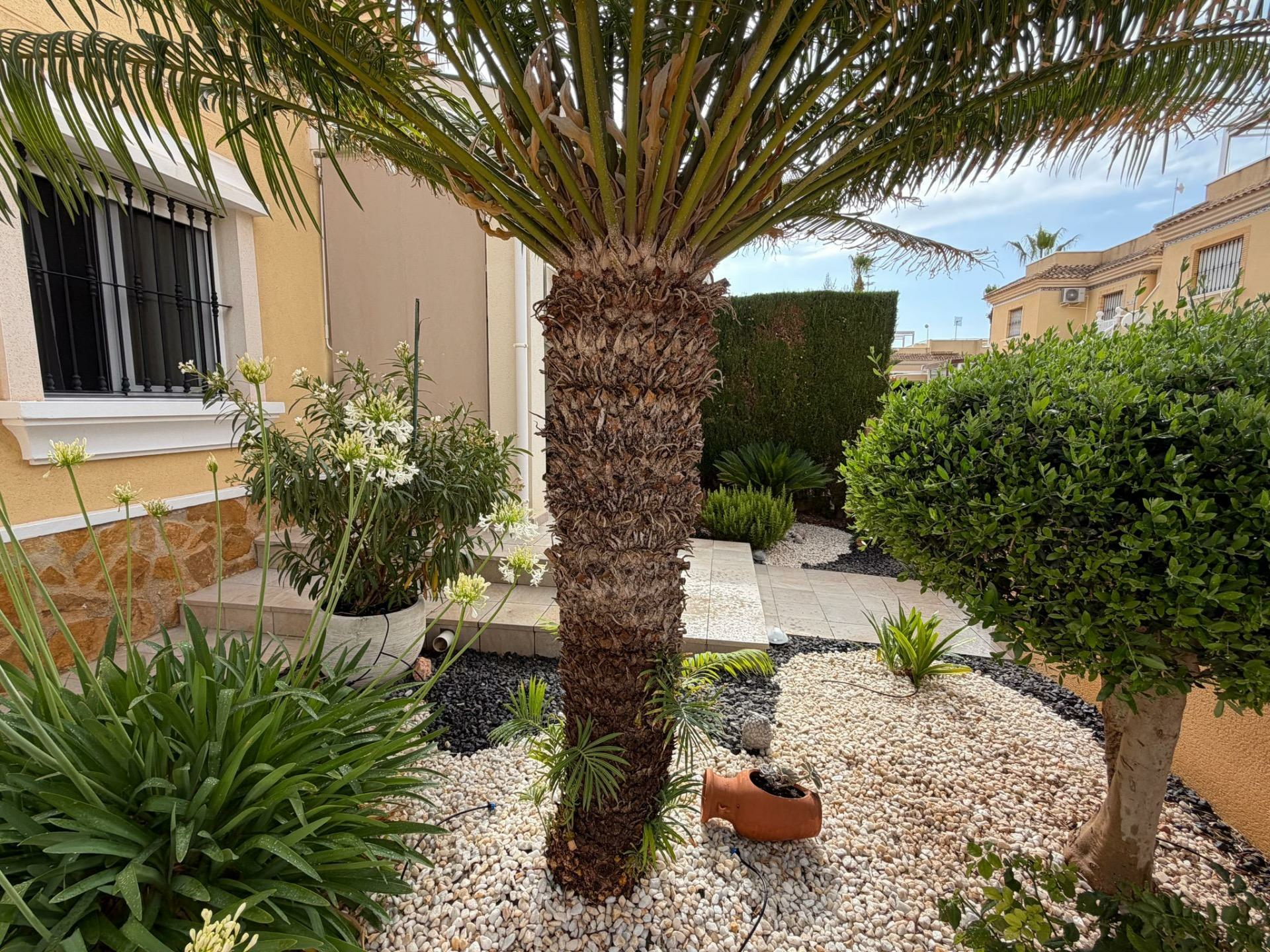 2-10-5dd96c 2-bedroom Bungalow In Orihuela Costa, Spain (60 M²)