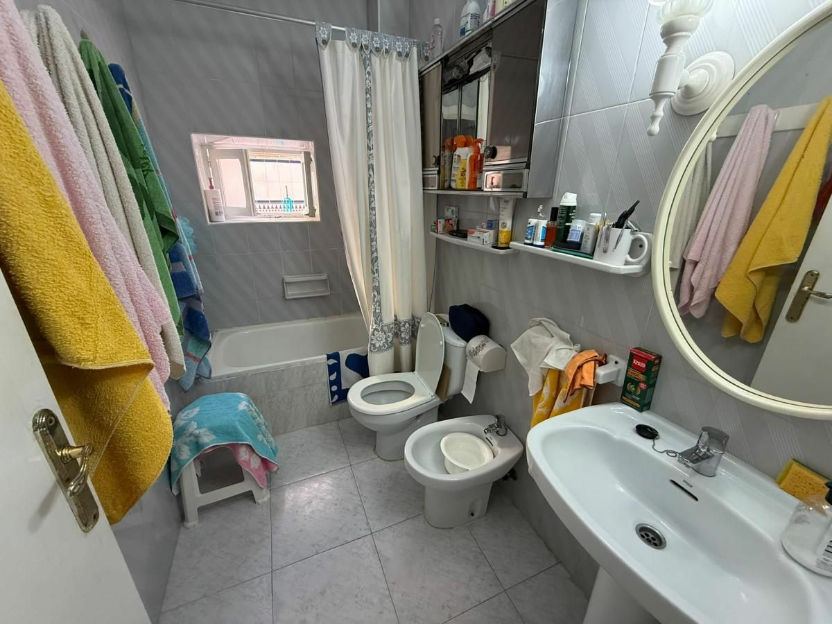 4-bedroom Apartment In Pilar De La Horadada, Spain (100 M²)