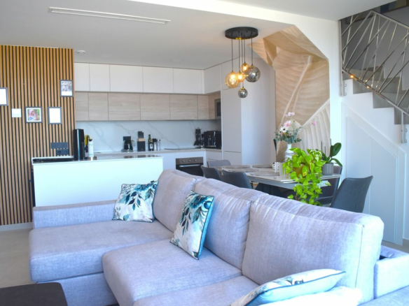 3-bedroom Apartment In Guardamar Del Segura, Spain (93 M²)