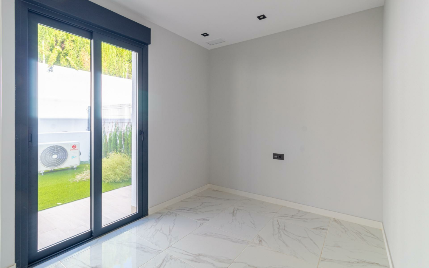 3-bedroom Apartment In Orihuela Costa, Spain (83 M²)