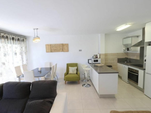 2-bedroom Apartment In Orihuela Costa, Spain (80 M²)