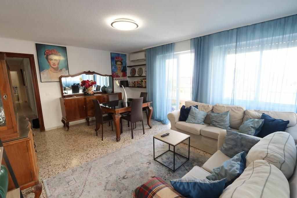 3-bedroom Apartment In Torrevieja, Spain (104 M²)