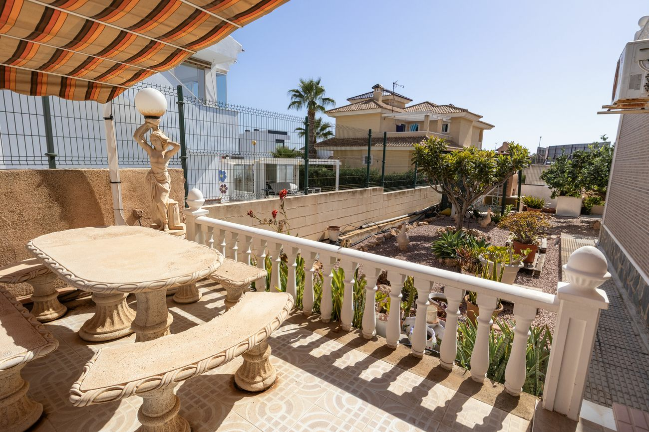4-bedroom Villa In Orihuela Costa, Spain (180 M²)