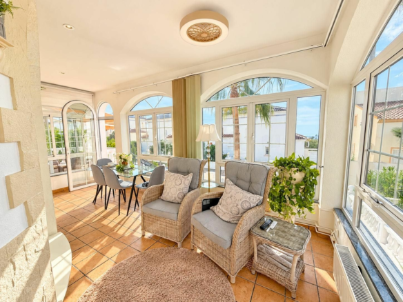 3-bedroom Villa In Orihuela Costa, Spain (320 M² Plot)