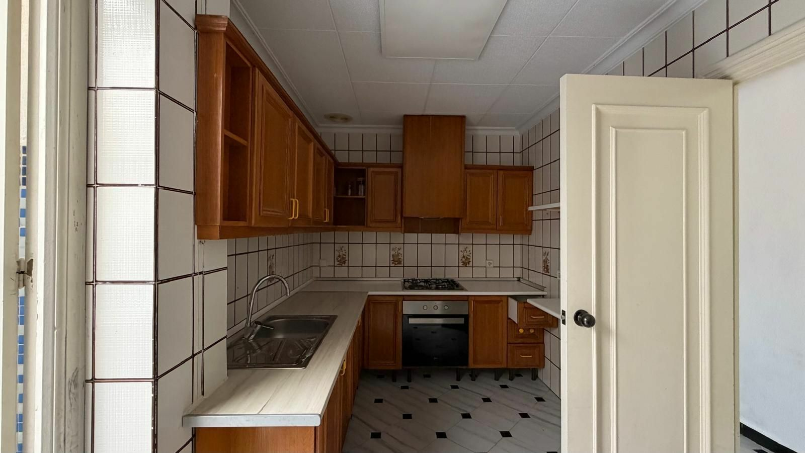 3-bedroom Apartment In Torrevieja, Spain (87 M²)