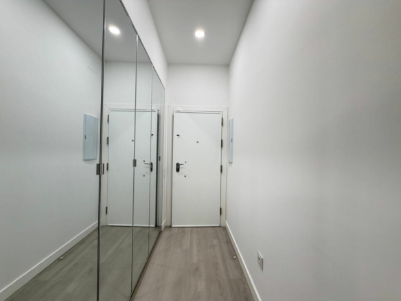 2-bedroom Apartment In Torrevieja, Spain (123 M²)
