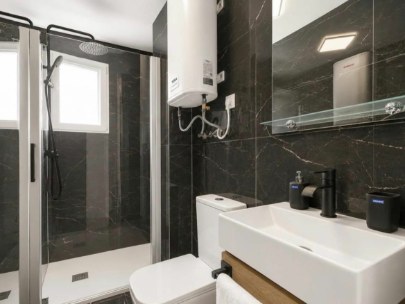 3-bedroom Apartment In Torrevieja, Spain (95 M²)