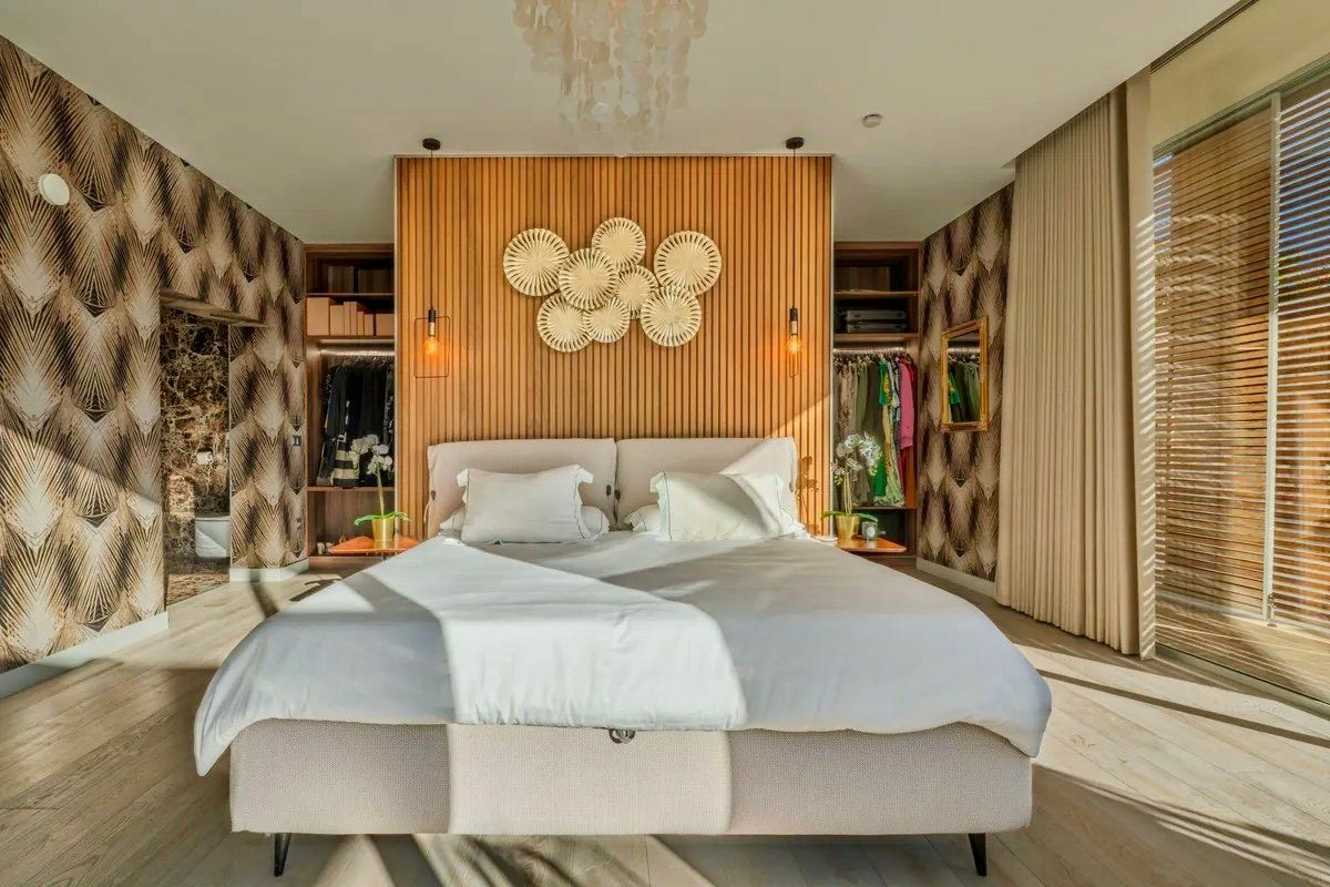 4-bedroom Villa In Benijofar, Spain (528 M²)