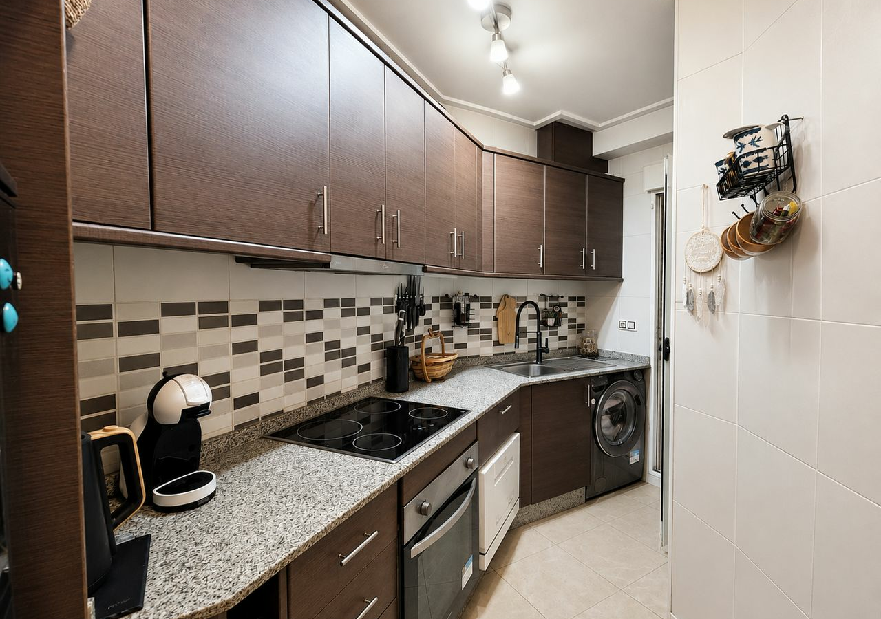 3-bedroom Apartment In Torrevieja, Spain (96 M²)