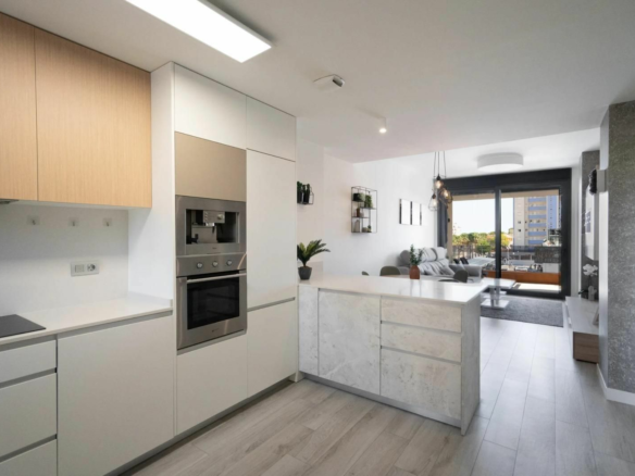 2-bedroom Apartment In Guardamar Del Segura, Spain (73 M²)
