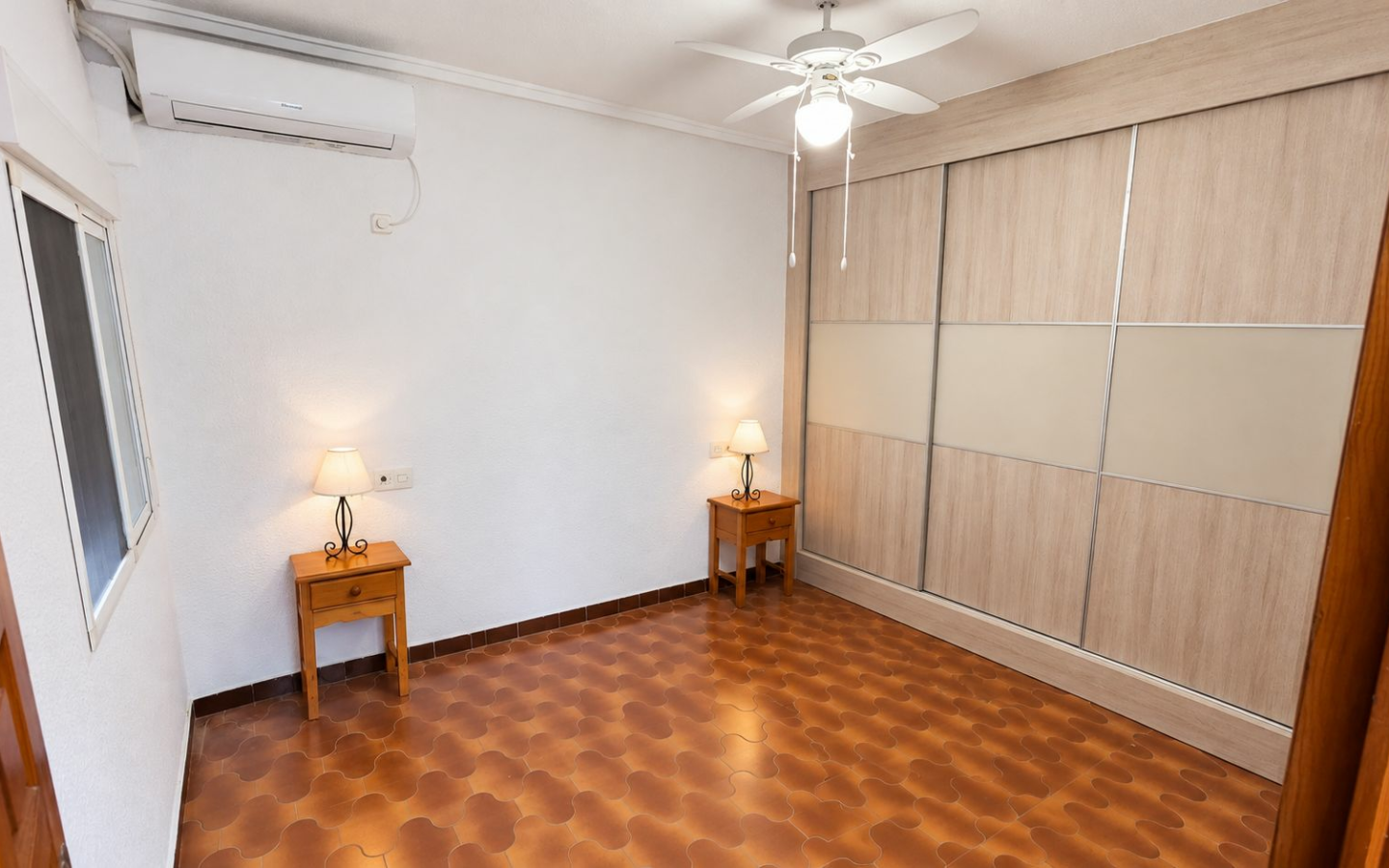 3-bedroom House In Almoradi, Spain (188 M²)