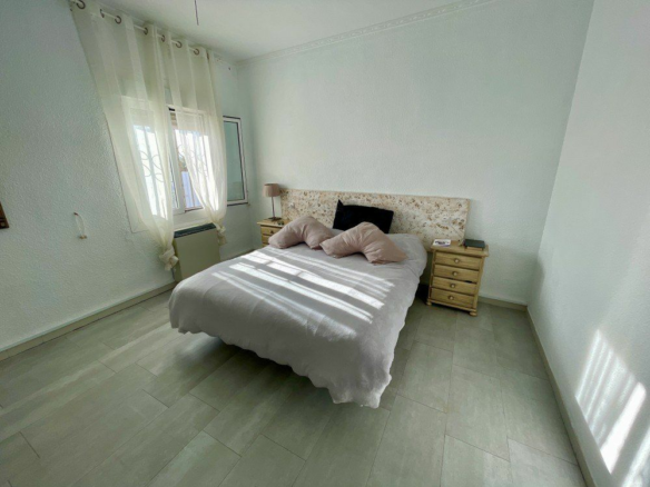4-bedroom Villa In Rojales, Spain (233 M²)