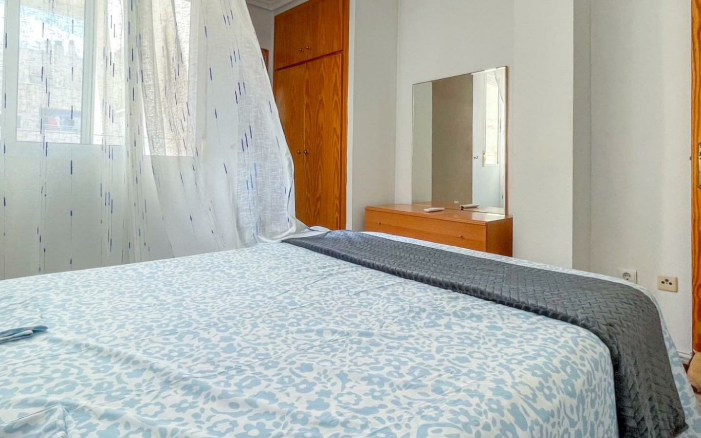 3-bedroom Apartment In Torrevieja, Spain (92 M²)
