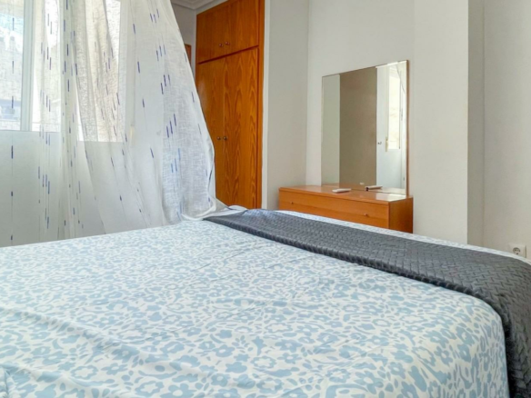 3-bedroom Apartment In Torrevieja, Spain (92 M²)