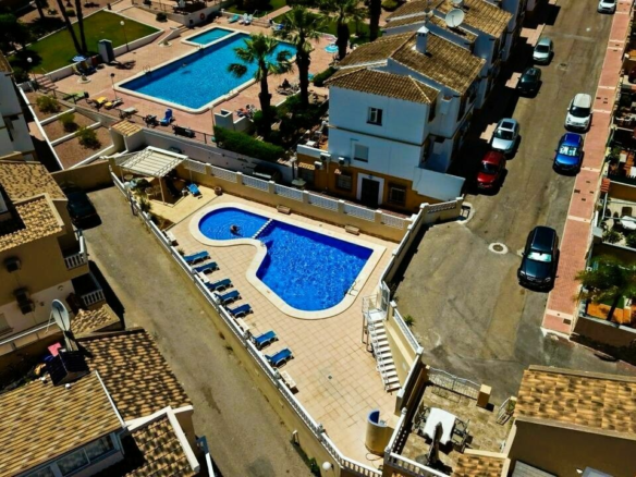 3-bedroom Villa In Orihuela Costa, Spain (100 M²)
