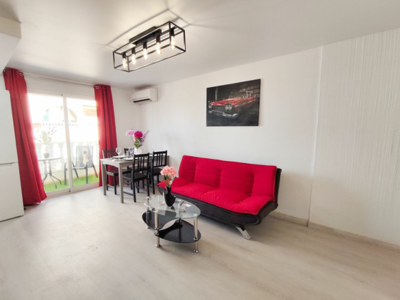 3-bedroom Apartment In Torrevieja, Spain (75 M²)