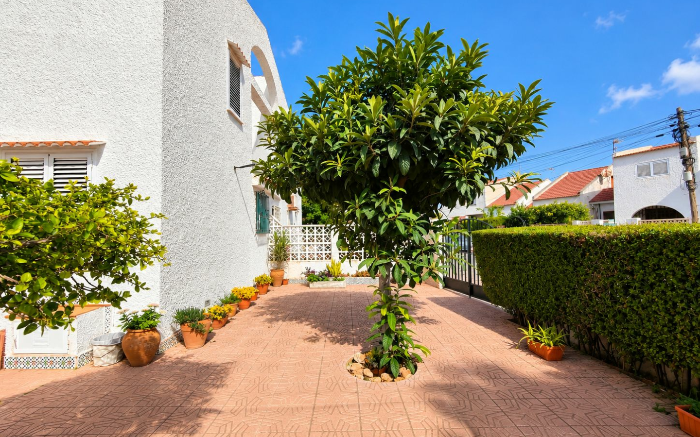 2-bedroom House In Torrevieja, Spain (70 M²)