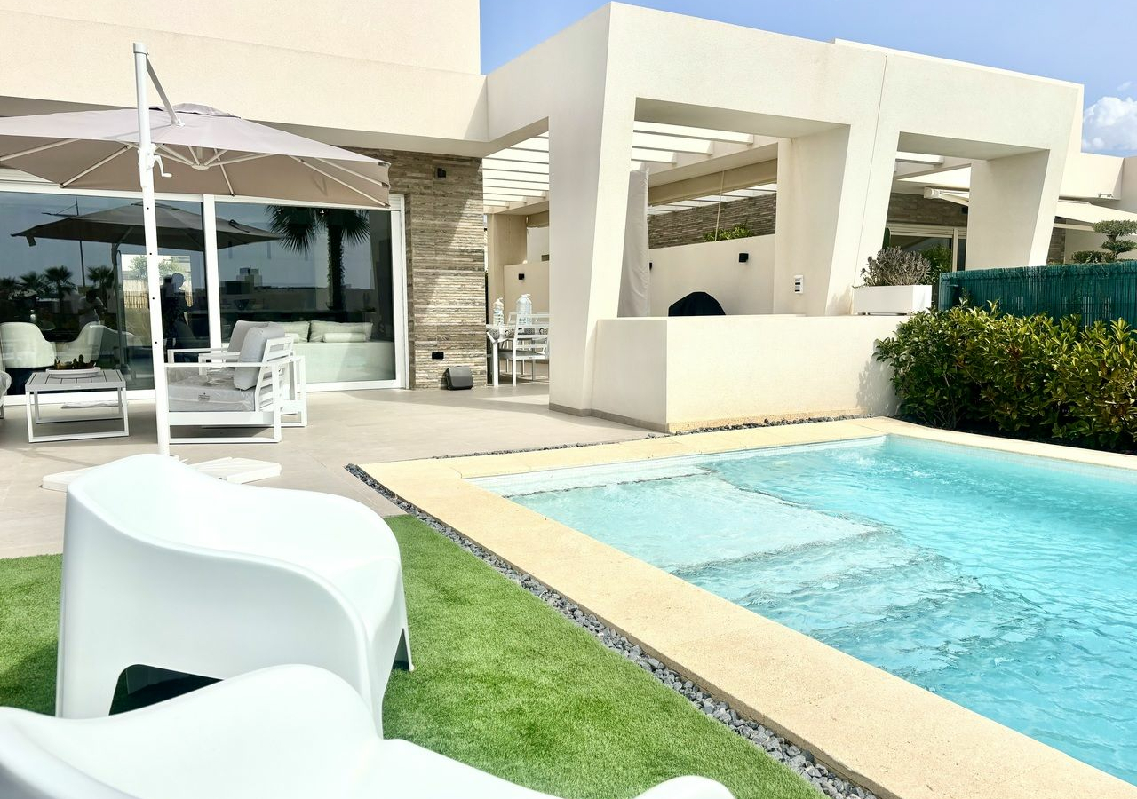 4-bedroom Villa In Algorfa, Spain (133 M²)