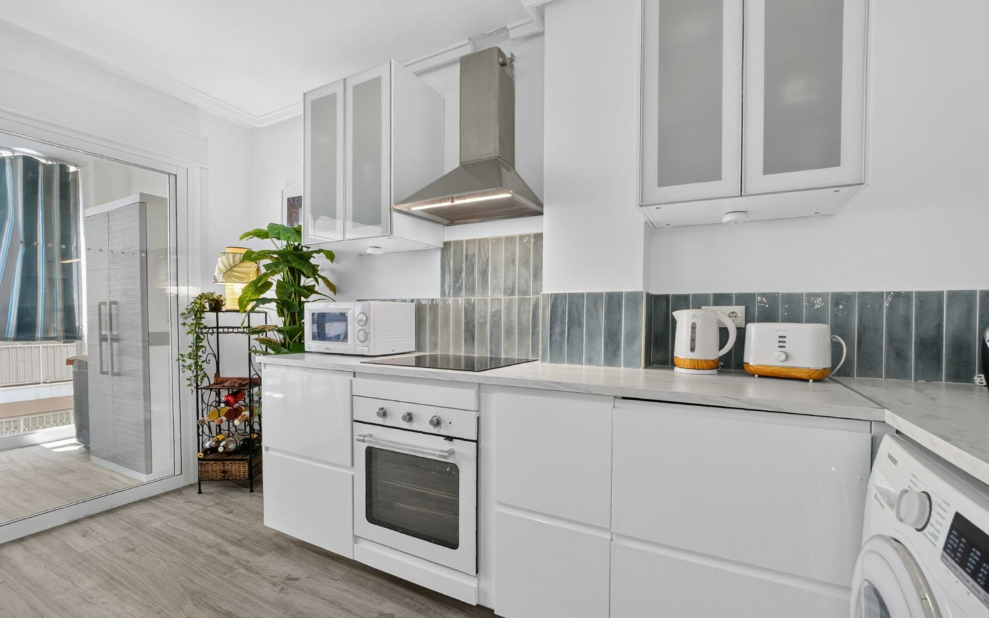 3-bedroom Apartment In Torrevieja, Spain (117 M²)