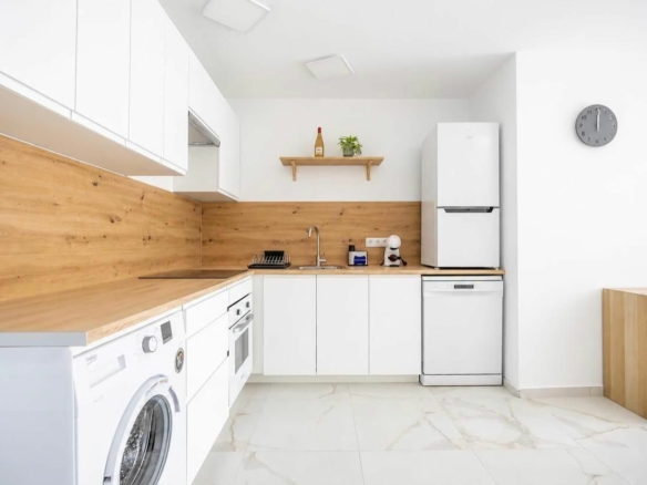 3-bedroom Apartment In Torrevieja, Spain (95 M²)