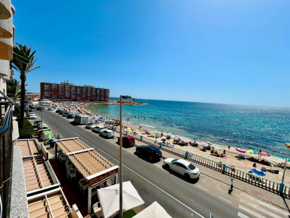 3-bedroom Apartment In Torrevieja, Spain (120 M²)