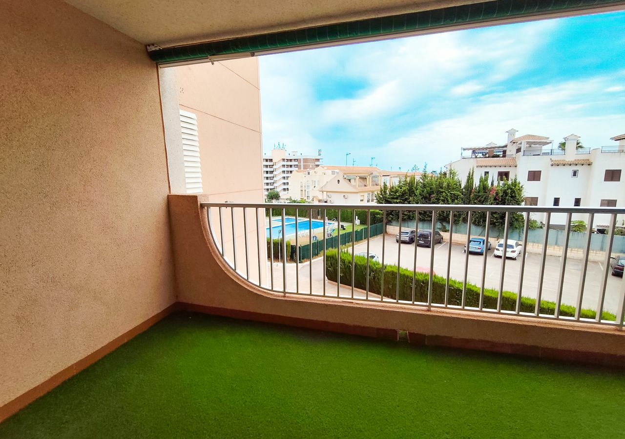 3-bedroom Apartment In Orihuela Costa, Spain (93 M²)
