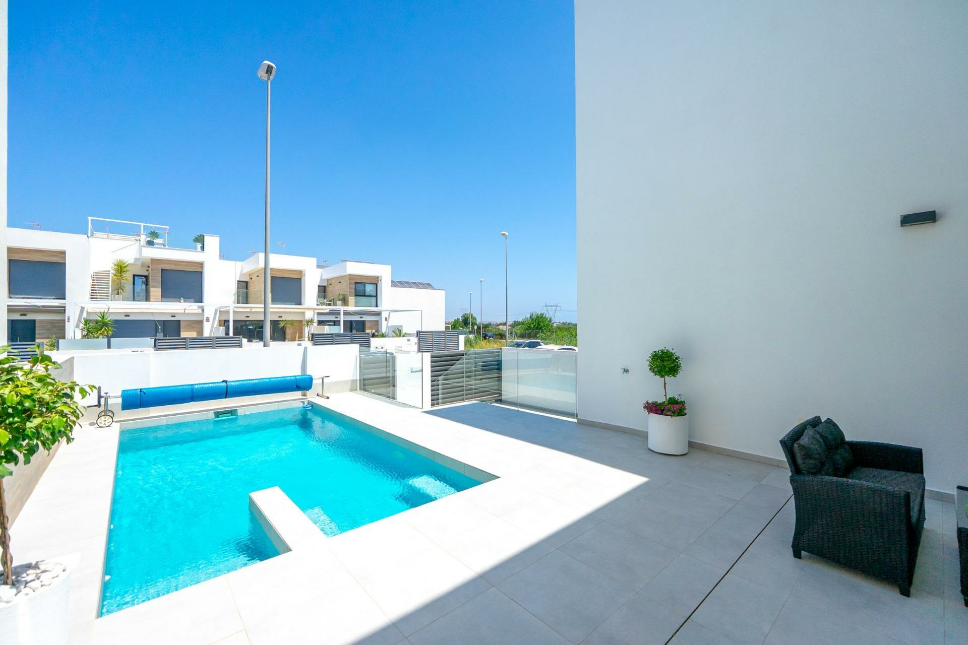 2-2-7189f6 5-bedroom Villa In Rojales, Spain (214 M²)