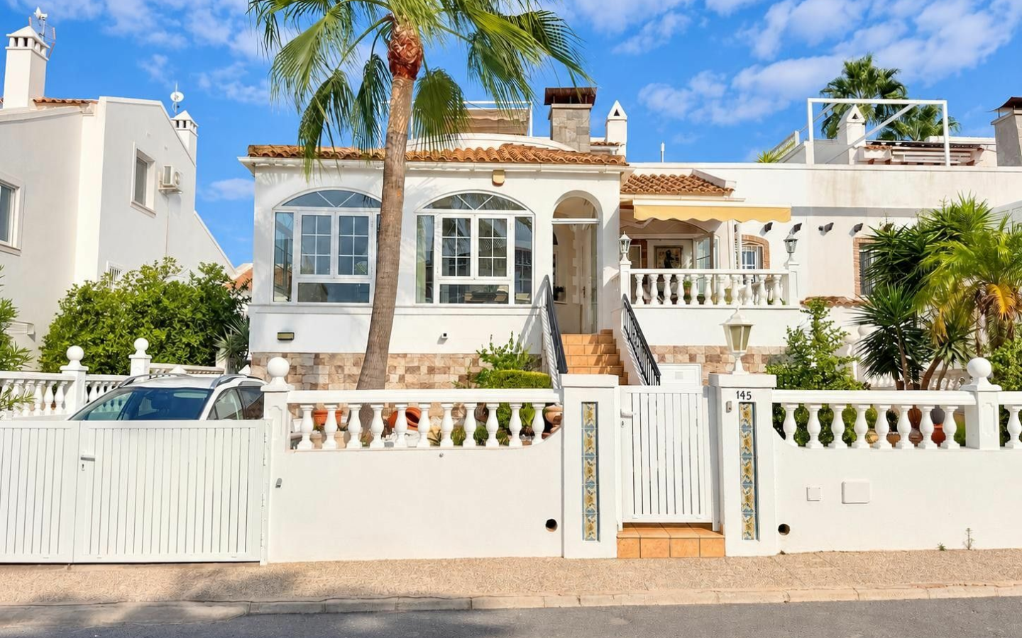 3-bedroom Villa In Orihuela Costa, Spain (320 M² Plot)
