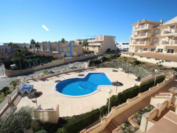 2-bedroom Penthouse In Orihuela Costa, Spain (75 M²)