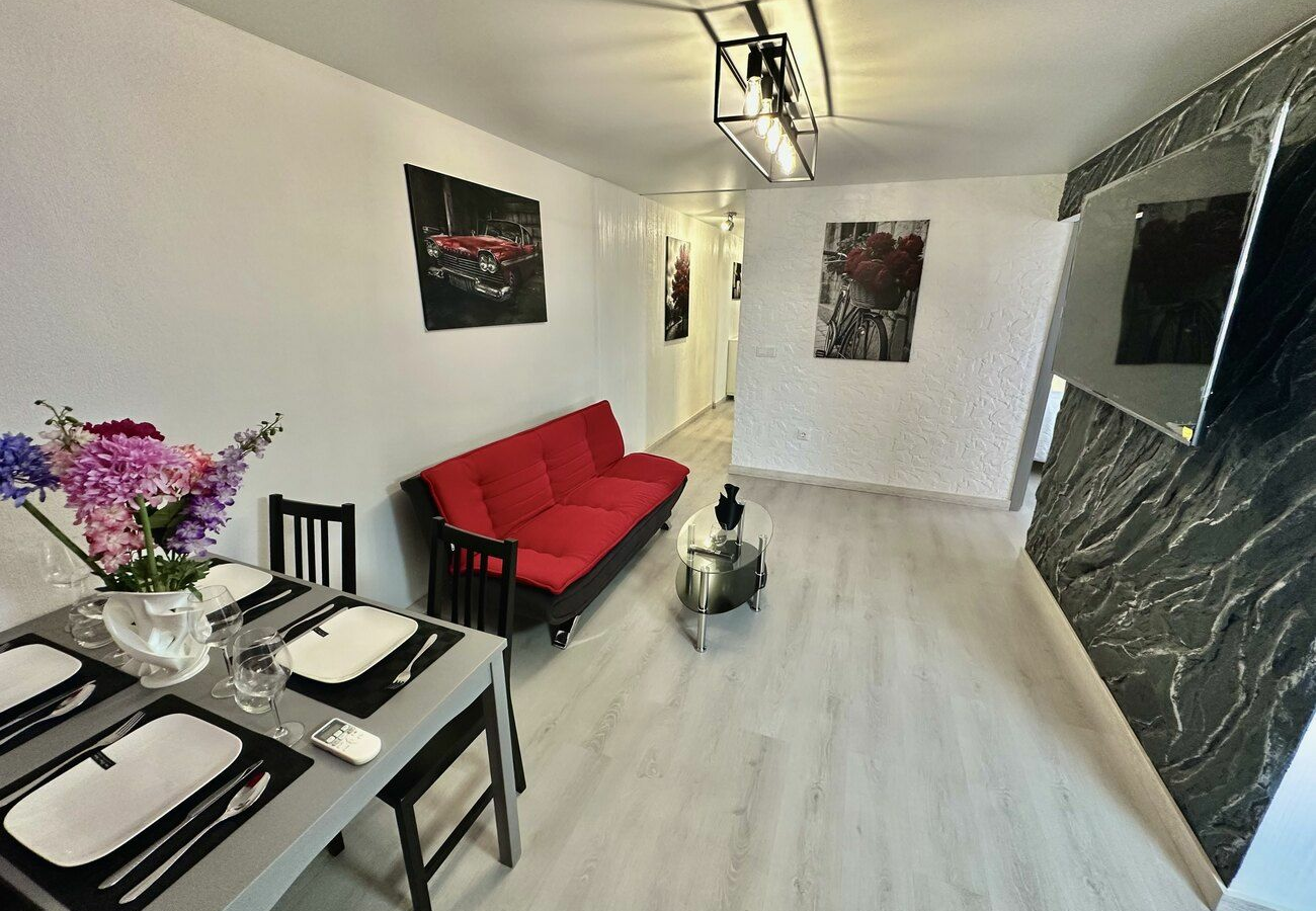 3-bedroom Apartment In Torrevieja, Spain (75 M²)