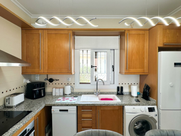 2-bedroom House In Algorfa, Spain (74 M²)