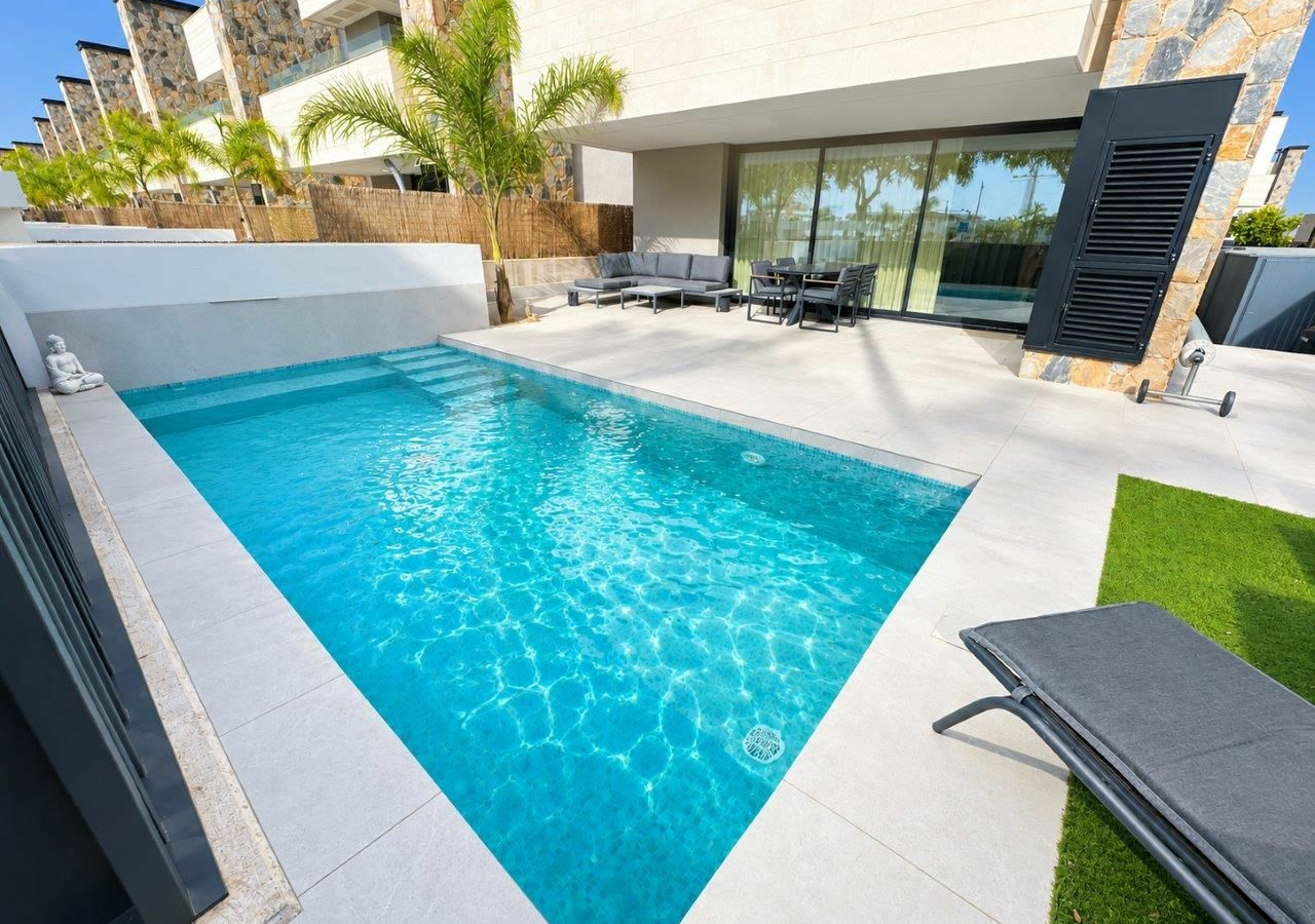 3-bedroom Villa In Los Alcázares, Spain