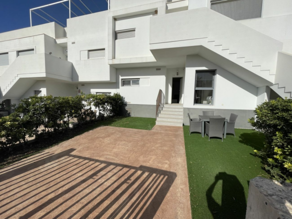 2-bedroom Apartment In Jacarilla, Spain