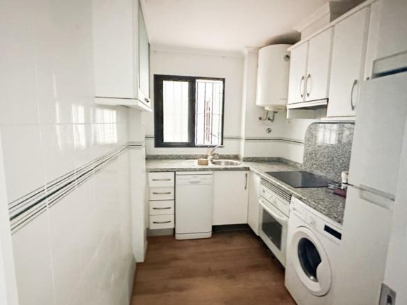2-bedroom Apartment In Torrevieja, Spain (68 M²)