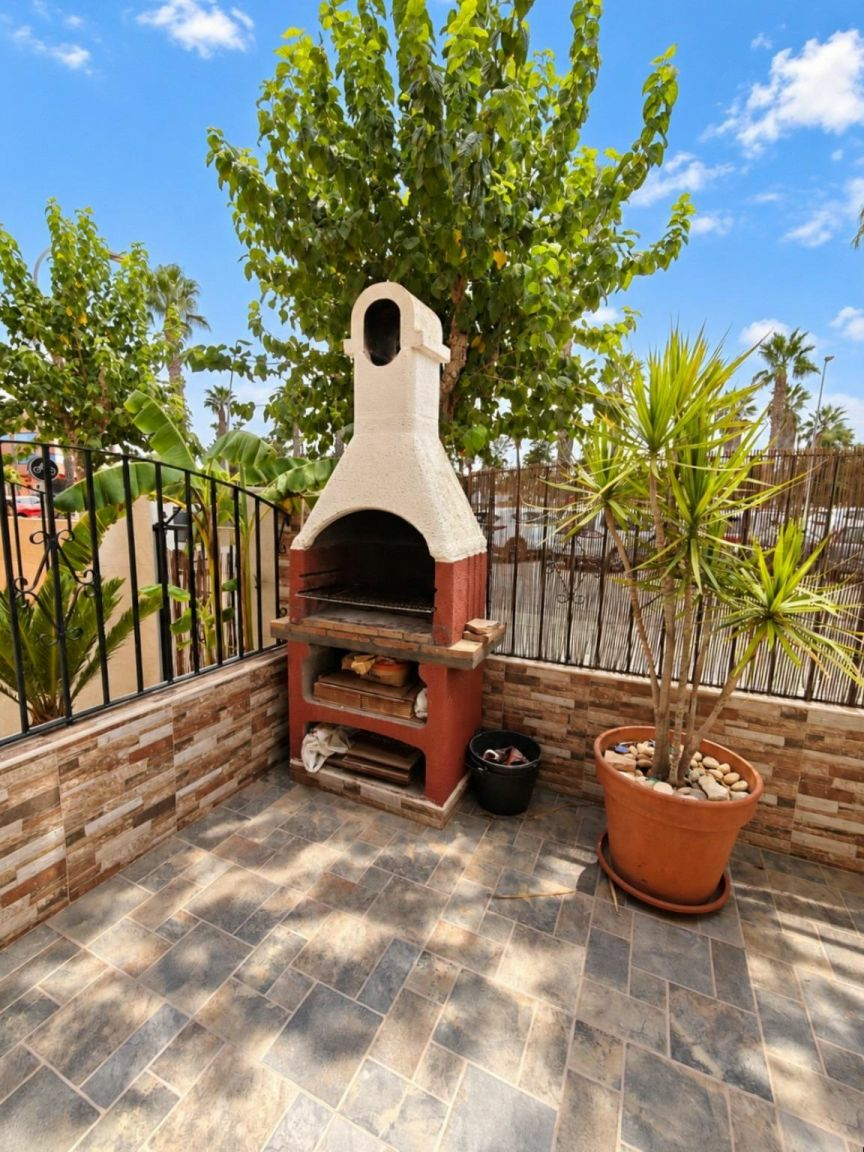 2-bedroom Apartment In Los Alcázares, Spain (61 M²)