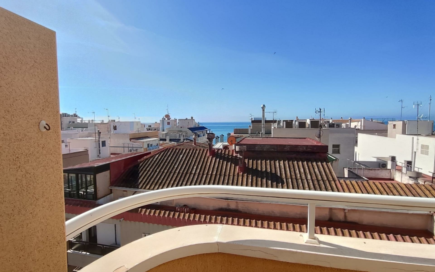 3-bedroom Penthouse In Torrevieja, Spain (101 M²)