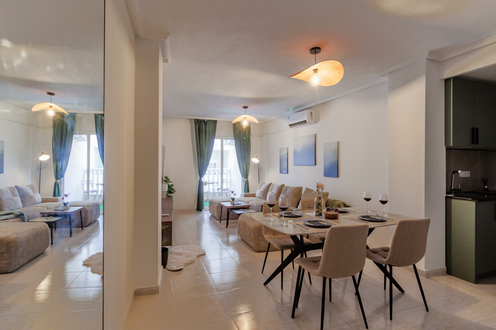 2-2-dd330d 3-bedroom Apartment In Torrevieja, Spain (84 M²)