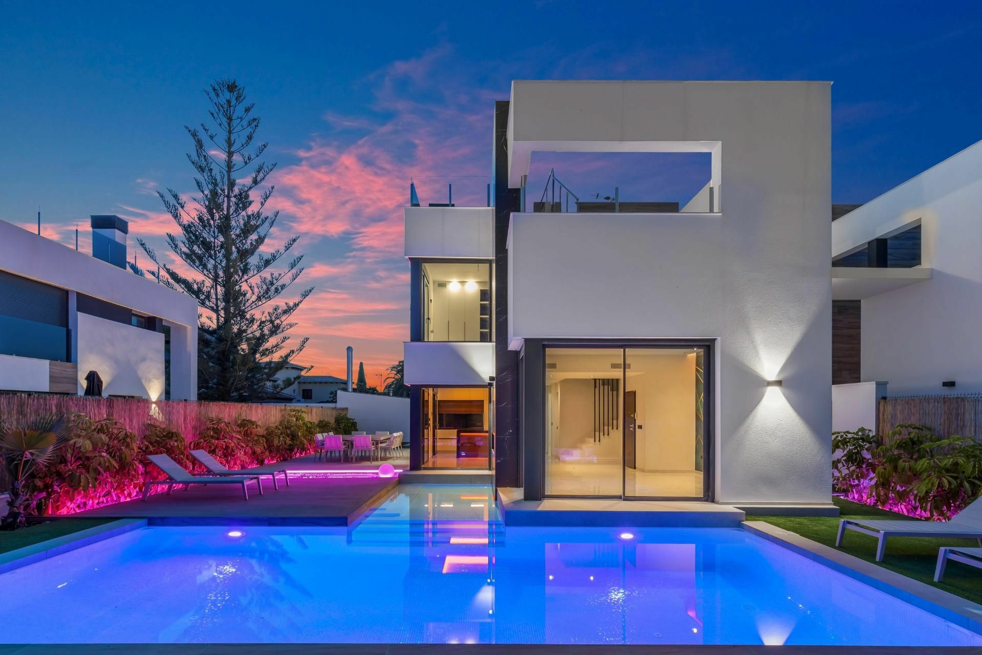 2-2-ddcd3e 3-bedroom Villa In Torrevieja, Spain (126 M²)