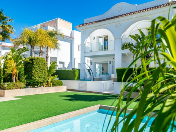 2-bedroom Villa In Almoradi, Spain (134 M²)