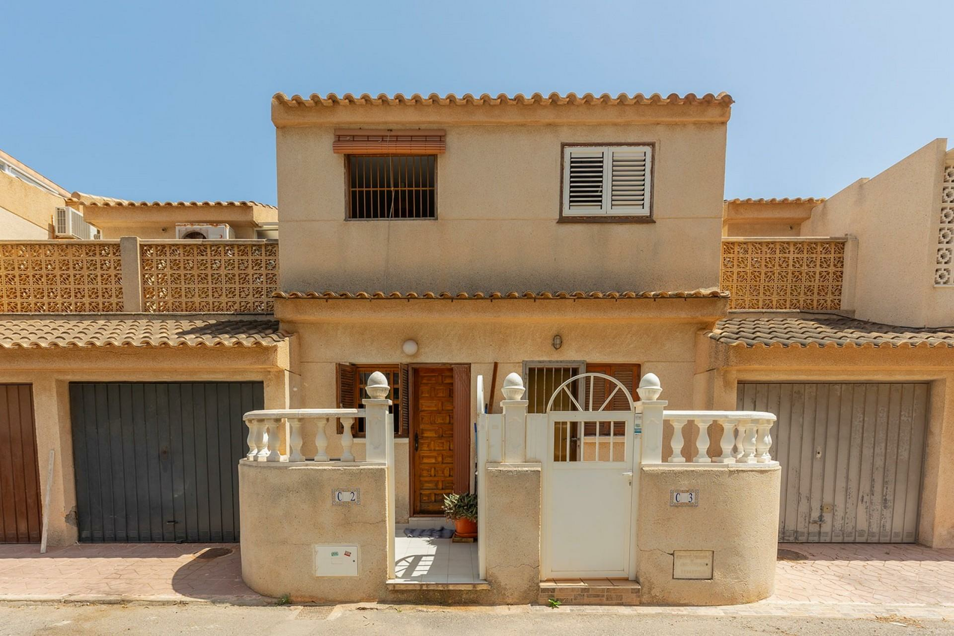 3-bedroom House In Torrevieja, Spain (99 M²)